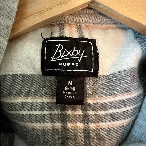 2/$30 Girls Shacket hoodie by Bixby Nomad.  Size M - Picture 7 of 10